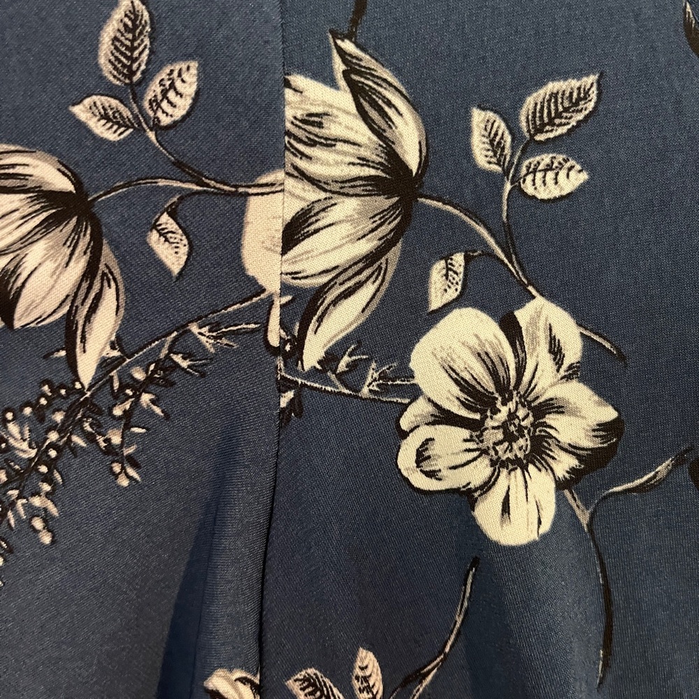 Torrid knee length dress - Picture 5 of 5